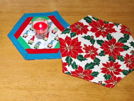 QS061 Christmas Table Runner